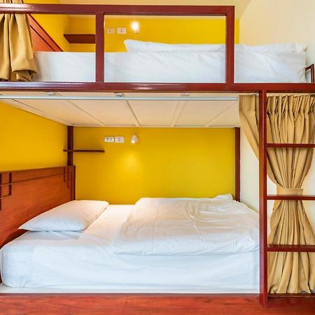 Scala Hostel Bangkok Extérieur photo